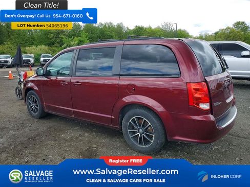 Used 2018 Dodge Grand Caravan GT FWD image 3