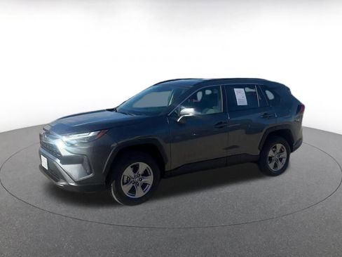 Used 2025 Toyota RAV4 XLE image 8