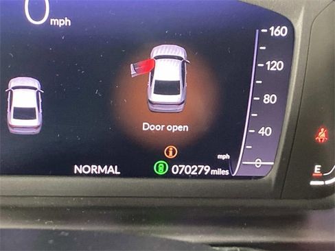 Used 2023 Honda Accord Sport image 19