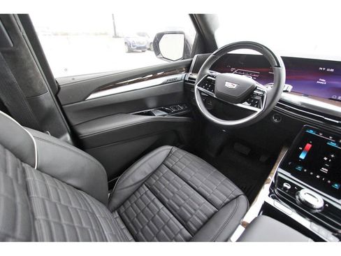 New 2026 Cadillac Escalade Platinum Sport w/ LPO, ONYX Package image 8