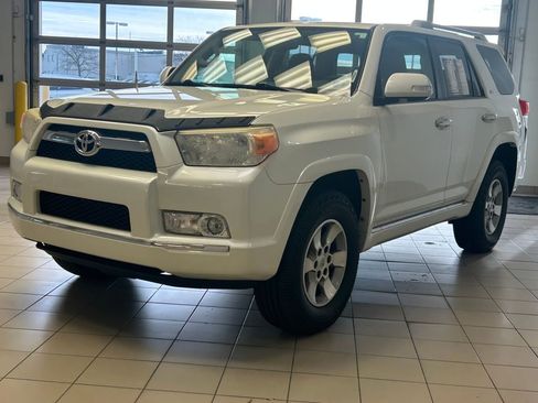 Used 2011 Toyota 4Runner SR5 image 3