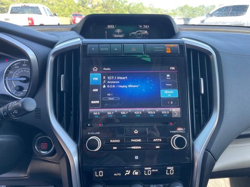 Used 2022 Subaru Ascent Limited AWD/4WD image 5