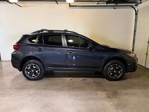 Used 2018 Subaru Crosstrek 2.0i Premium image 5