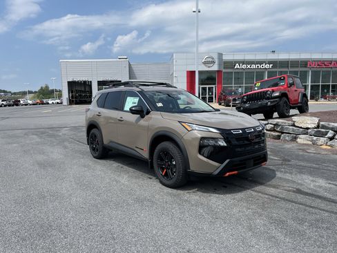 New 2026 Nissan Rogue SV w/ Rock Creek Premium Package image 1