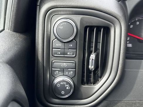 Used 2023 GMC Sierra 1500 Pro w/ Pro Value Package AWD/4WD image 17