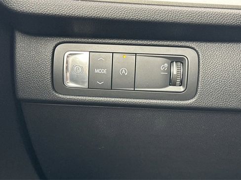 New 2026 Chevrolet Traverse LT image 36