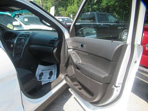 Used 2014 Ford Explorer Police Interceptor Utility AWD image 27