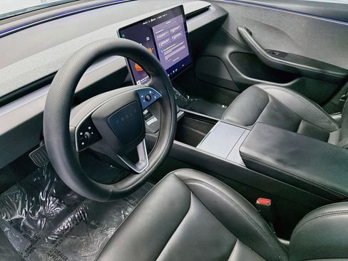 Used 2025 Tesla Model 3 Long Range RWD image 7