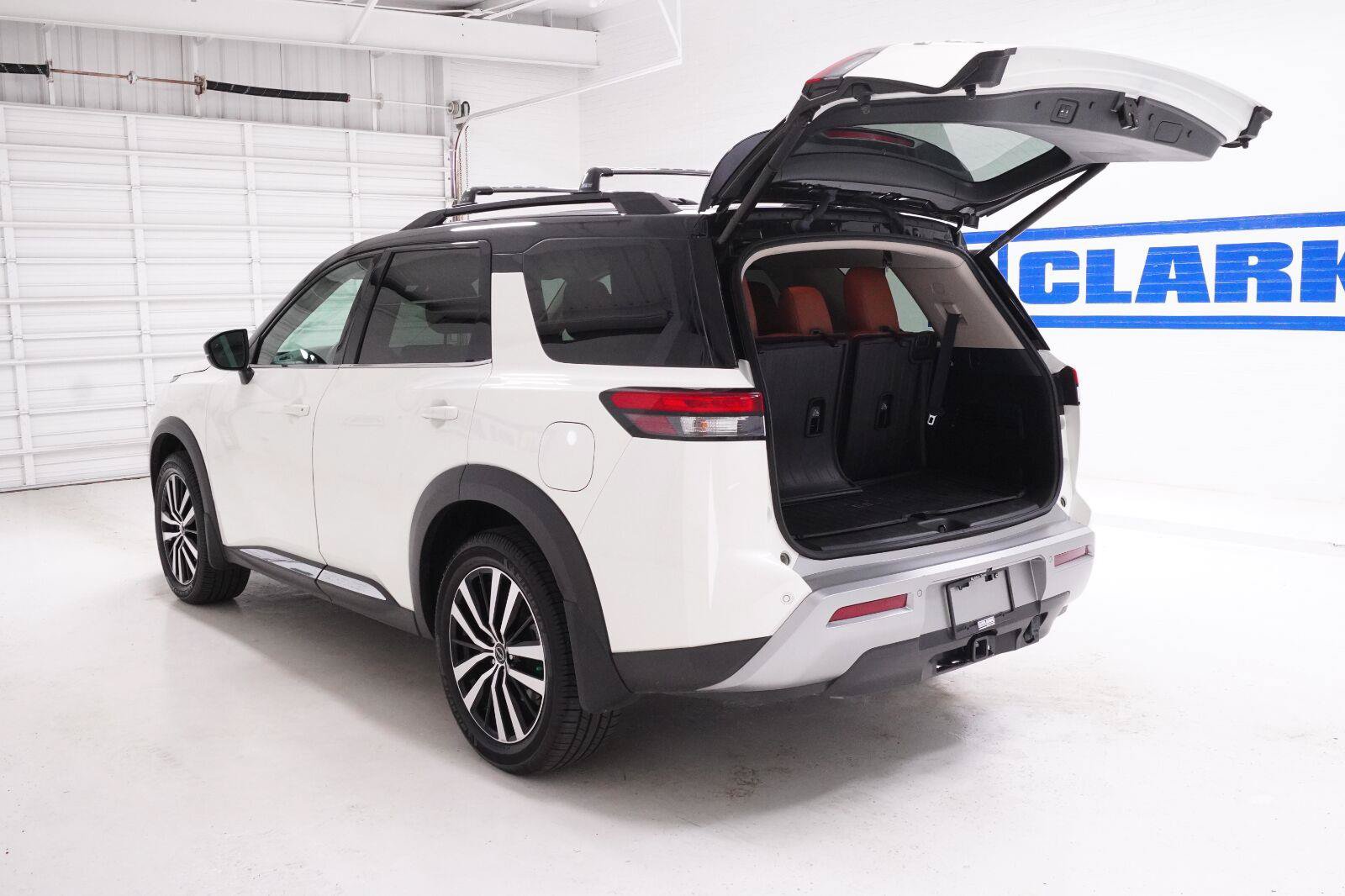 Used 2024 Nissan Pathfinder Platinum w/ Cargo Package FWD image 37