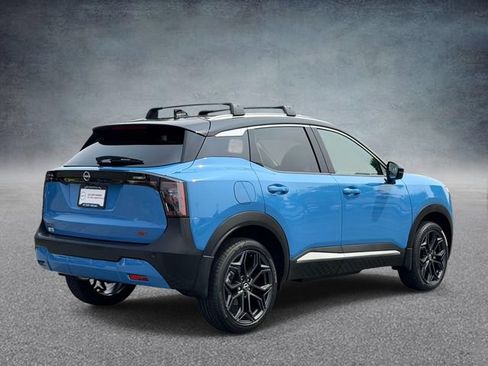 New 2026 Nissan Kicks SR w/ Cold Weather Package FWD image 2