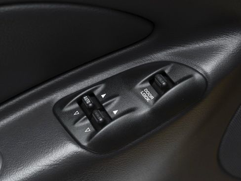 Used 1999 Plymouth Prowler image 21