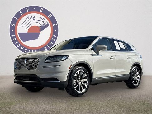 Used 2022 Lincoln Nautilus Reserve w/ Equipment Group 201A image 43