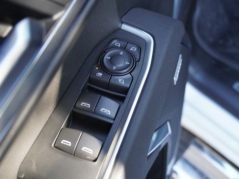 New 2026 GMC Sierra 1500 SLT image 34