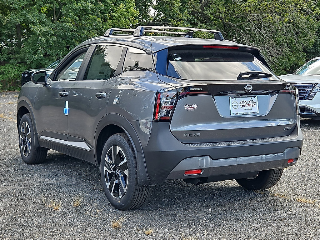 New 2027 Nissan Kicks SV AWD/4WD image 5