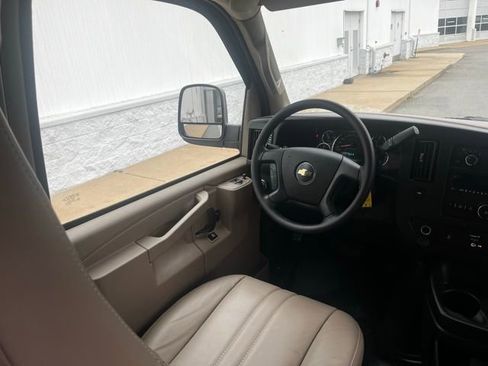 New 2025 Chevrolet Express 2500 w/ Driver Convenience Package image 22