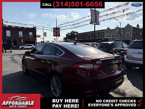 Used 2013 Ford Fusion SE FWD image 3