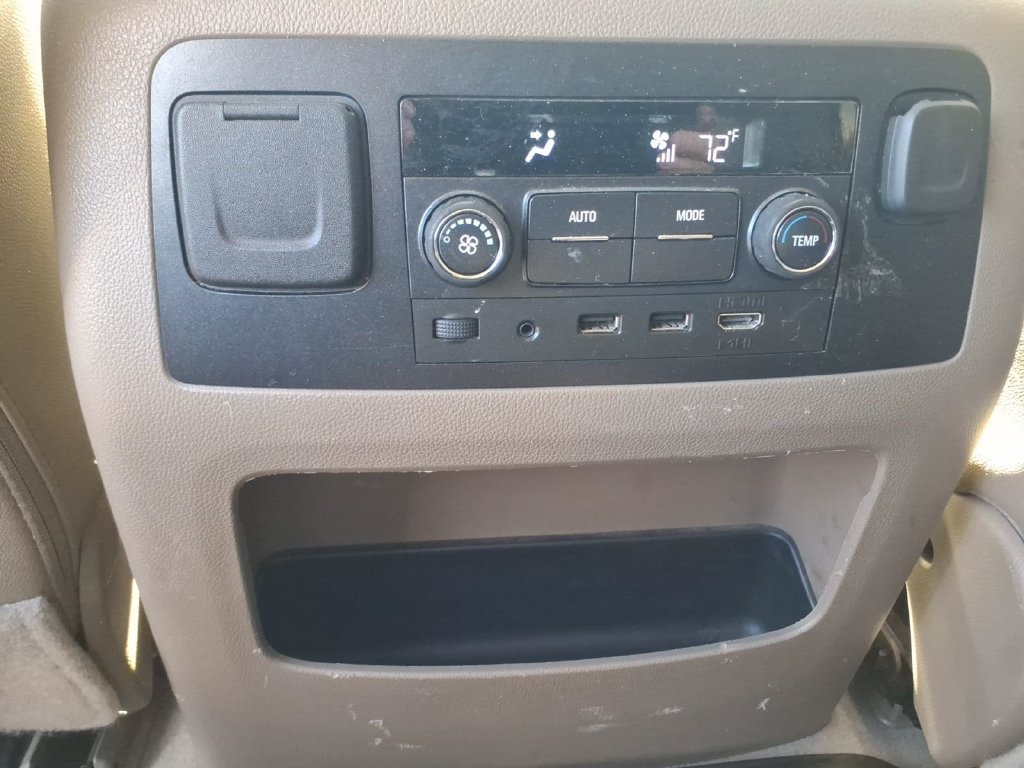 Used 2019 Chevrolet Tahoe LT RWD image 13