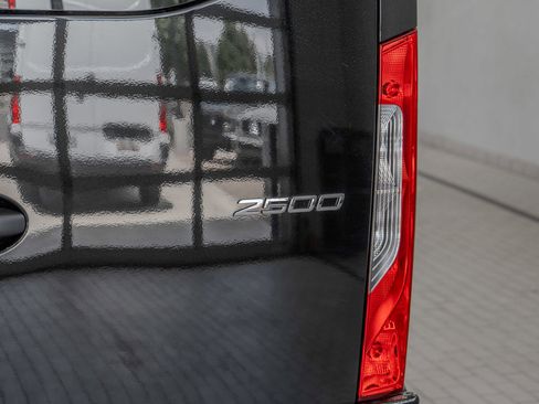 New 2025 Mercedes-Benz Sprinter 2500 image 24