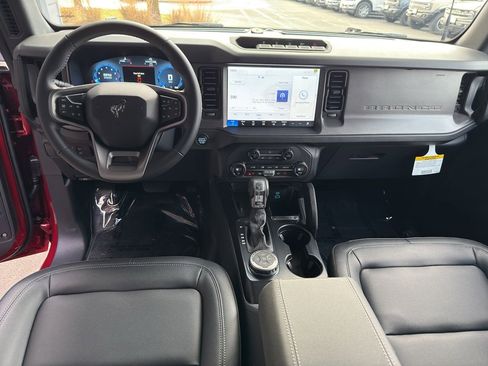 New 2025 Ford Bronco Big Bend w/ Black Diamond Package image 24