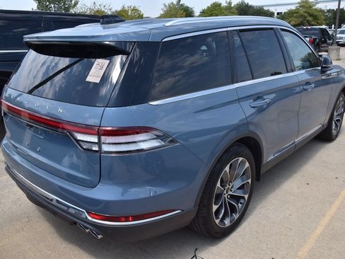 Certified 2025 Lincoln Aviator Reserve w/ Illumination Package RWD image 5