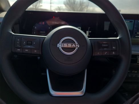 New 2026 Nissan Kicks SV image 18