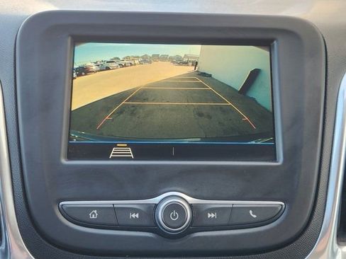 Used 2019 Chevrolet Equinox LT image 6