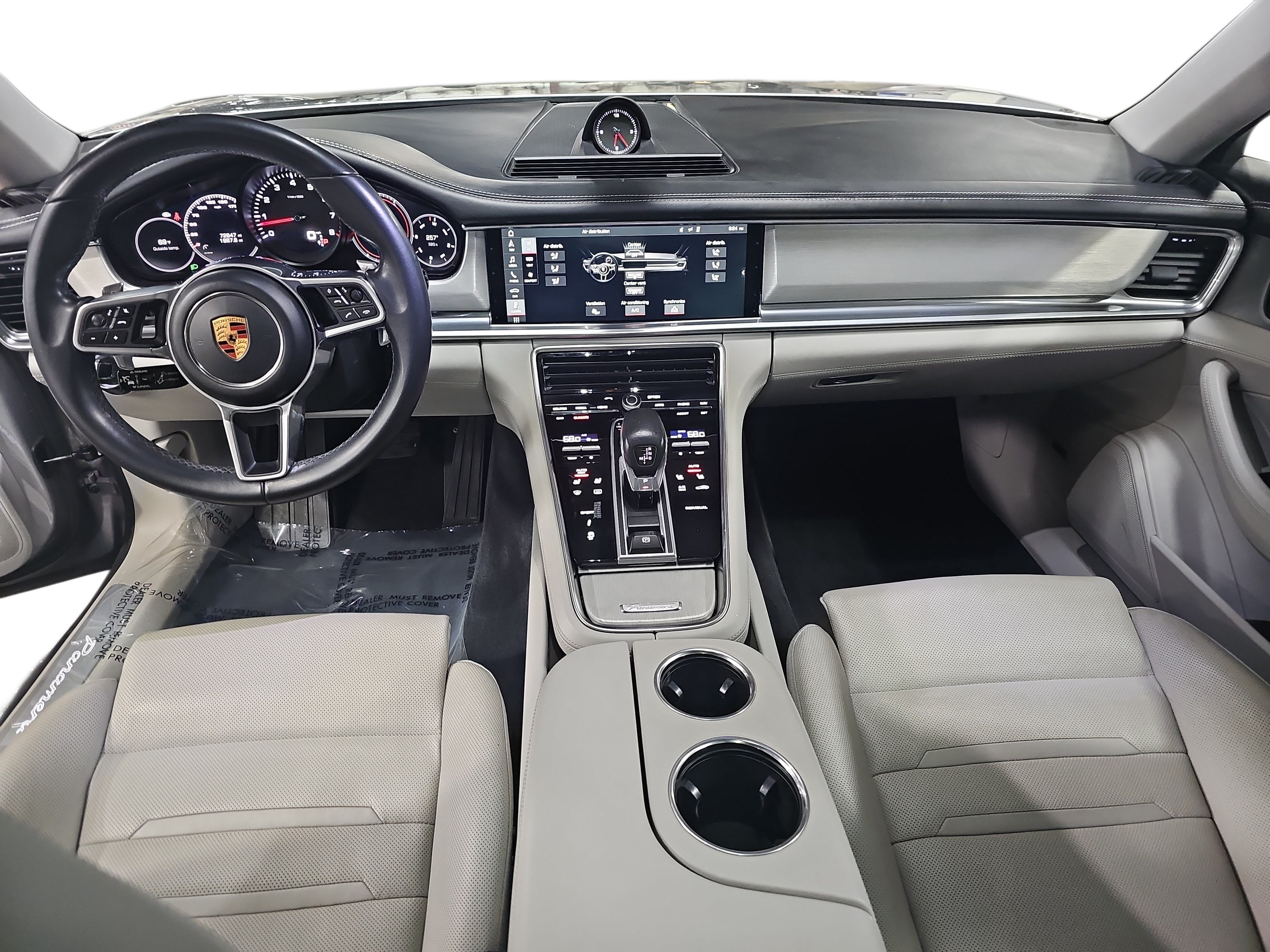 Used 2018 Porsche Panamera 4 AWD/4WD image 9