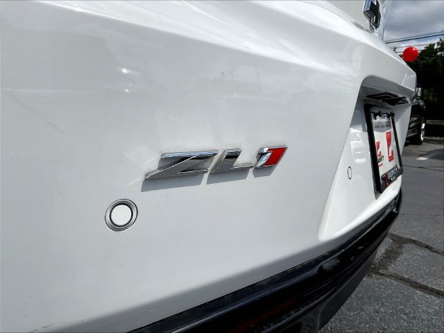 Used 2018 Chevrolet Camaro ZL1 RWD image 22