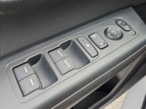 Used 2023 Honda CR-V EX image 32