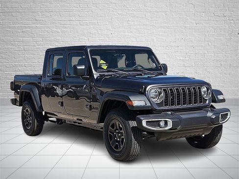 New 2025 Jeep Gladiator Sport image 6