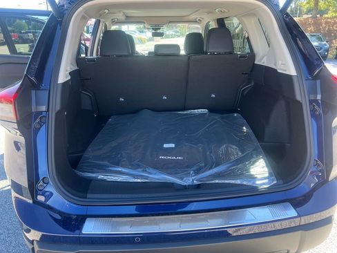 New 2026 Nissan Rogue SV w/ SV Premium Package image 23