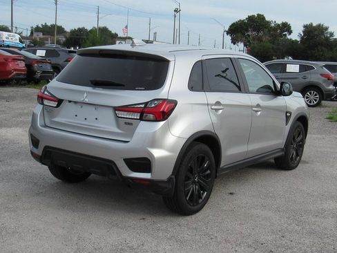 Used 2024 Mitsubishi Outlander Sport LE image 4