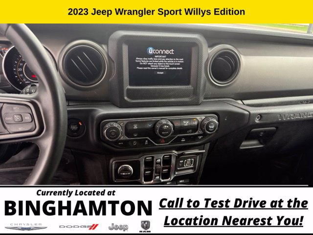 Used 2023 Jeep Wrangler Unlimited Sport AWD/4WD image 15