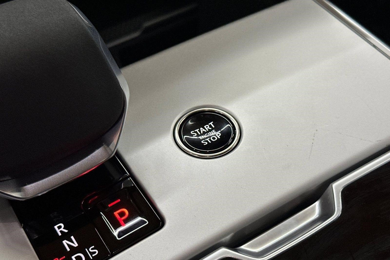New 2026 Land Rover Range Rover SE AWD/4WD image 30