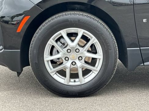 Used 2023 Chevrolet Equinox LS FWD image 30