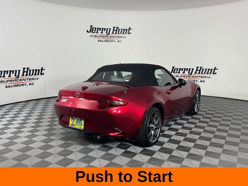 Used 2020 MAZDA MX-5 Miata Grand Touring image 8