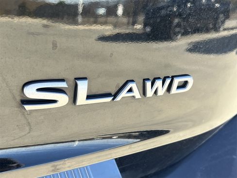Certified 2024 Nissan Rogue SL image 6