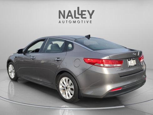 Used 2016 Kia Optima EX w/ Premium Package image 3
