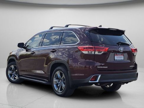 Used 2019 Toyota Highlander Limited Platinum AWD/4WD image 24