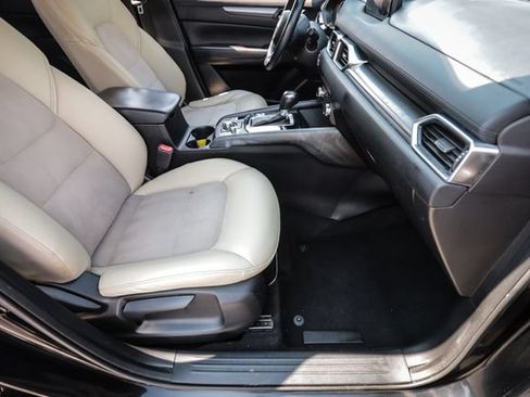Used 2017 MAZDA CX-5 Touring FWD image 45