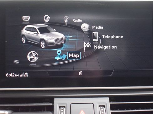 Used 2018 Audi Q5 2.0T Premium Plus w/ Premium Plus Package image 25