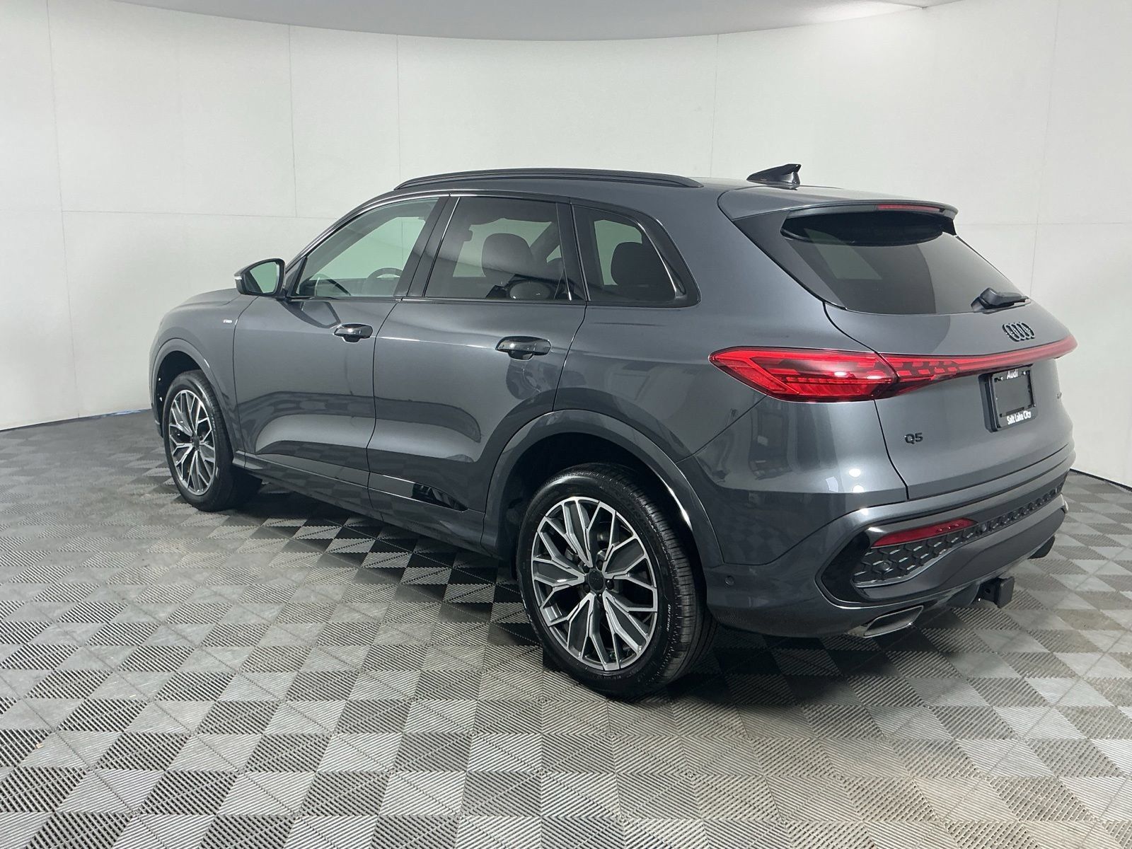 New 2026 Audi Q5 Premium Plus AWD/4WD image 7