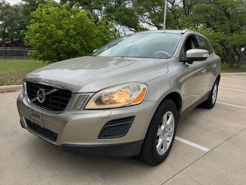 Used 2011 Volvo XC60 3.2 image 3