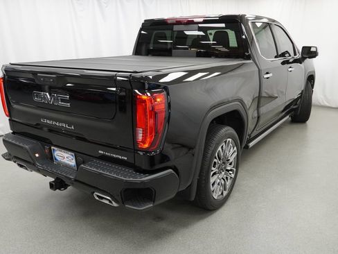 Certified 2025 GMC Sierra 1500 Denali Ultimate AWD/4WD image 4