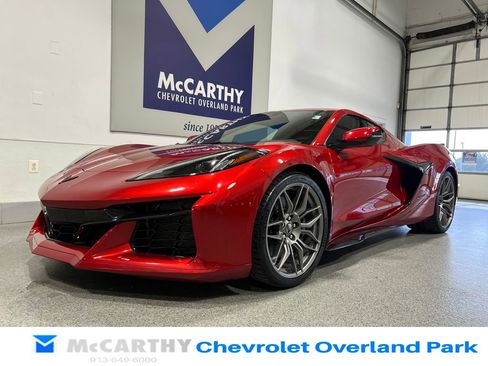 Used 2024 Chevrolet Corvette Z06 RWD image 18