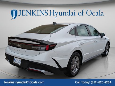 Certified 2026 Hyundai Sonata SE FWD image 4