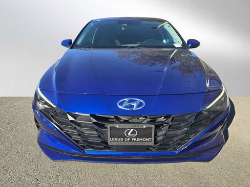 Used 2023 Hyundai Elantra SEL w/ Convenience Package image 8