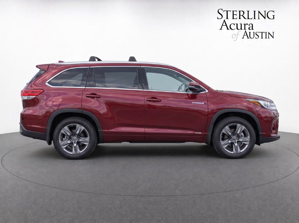 Used 2019 Toyota Highlander Limited Platinum AWD/4WD image 8