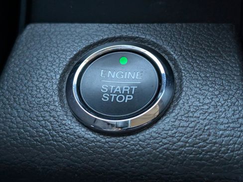 Used 2021 Ford Expedition Max Limited image 28