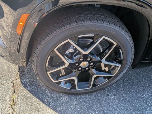 New 2026 Chevrolet Traverse High Country FWD image 12